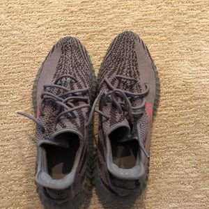Yezzy Beluga 2.0 lightly worn